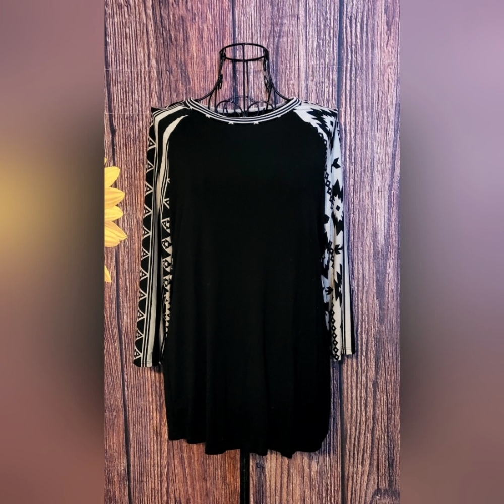 Auditions 3/4 Sleeve Top